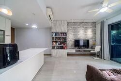 Lakeville (D22), Condominium #582310881